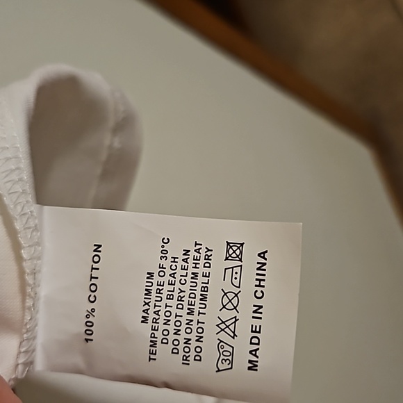 Fluxgear sold out half light half dark Dragon Ball Z tshirt. Sz.M NWOT - Picture 8 of 8